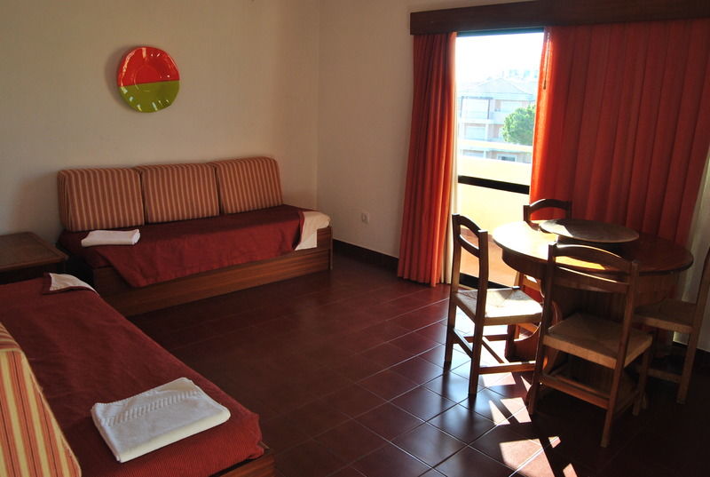 Apartamentos Olhos Do Mar Albufeira Bagian luar foto