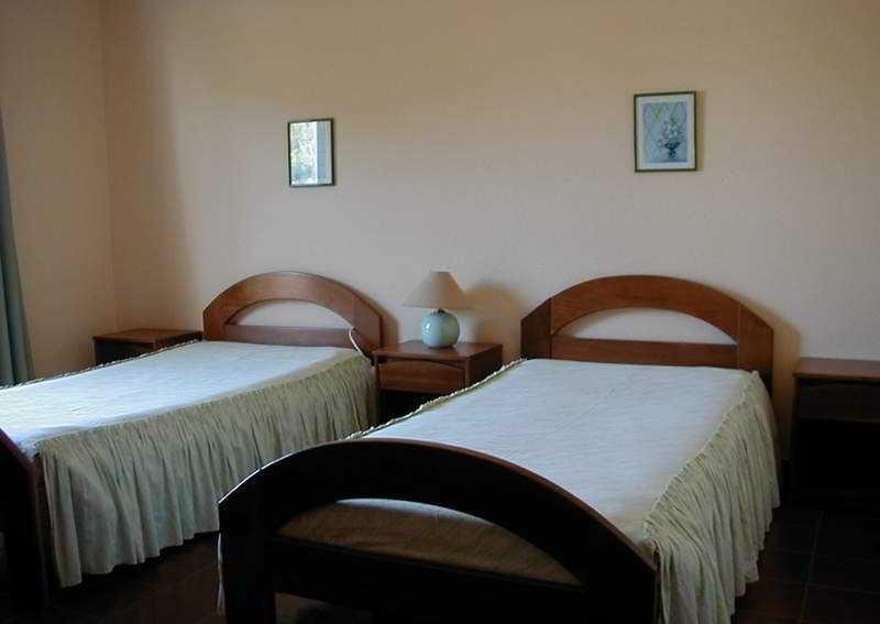 Apartamentos Olhos Do Mar Albufeira Bagian luar foto