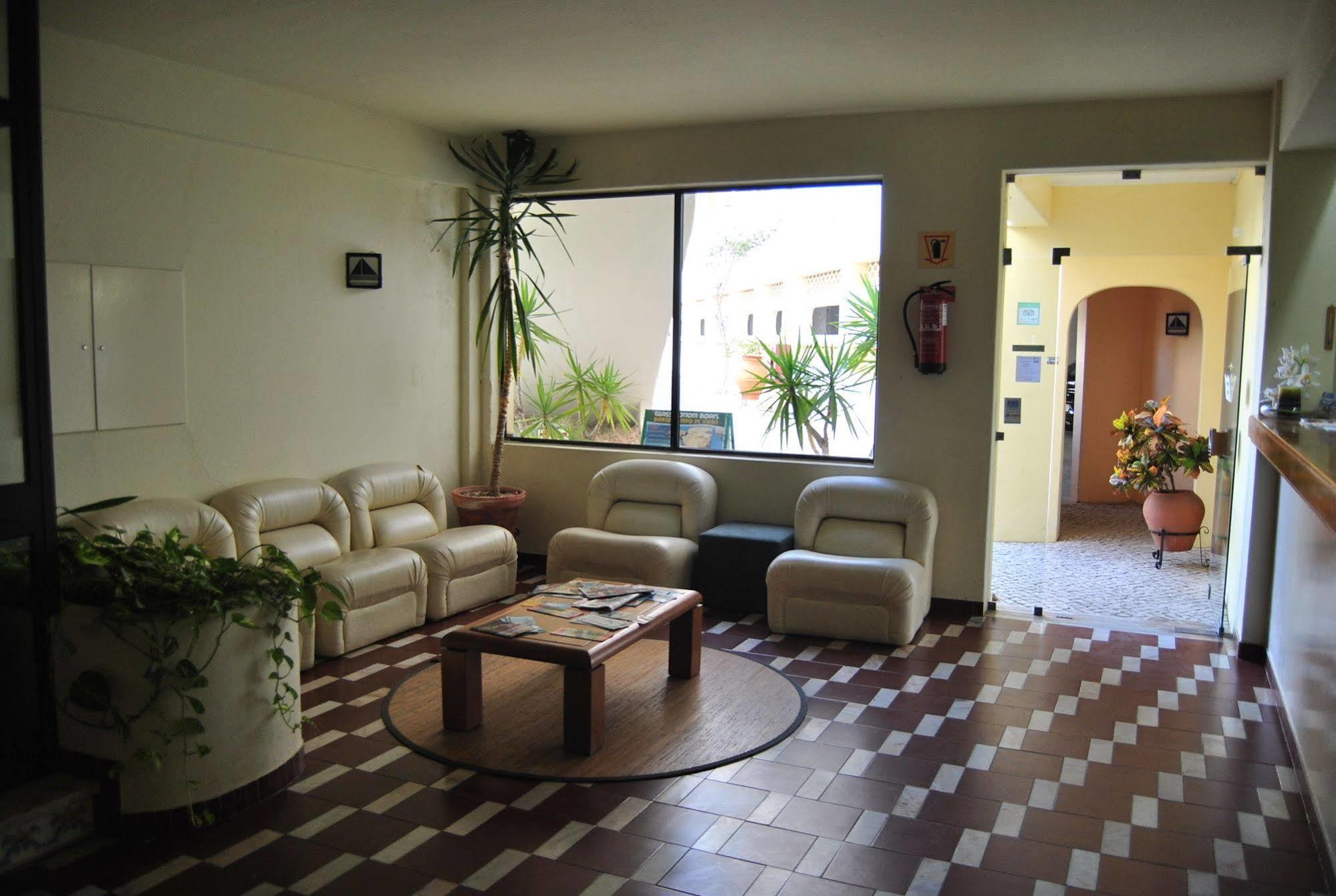 Apartamentos Olhos Do Mar Albufeira Bagian luar foto